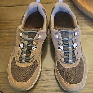Earth Origins Brown Sneakers Comfortable Casual Wear